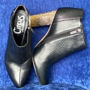 Sam Edelman Circus • Black with Gold Heel Booties